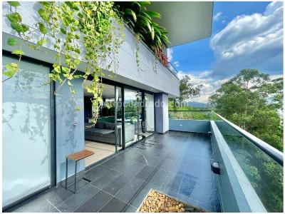 Apartamento de 2 alcobas en venta en El Poblado, Medellín, 133 m² · foto 14 de 20