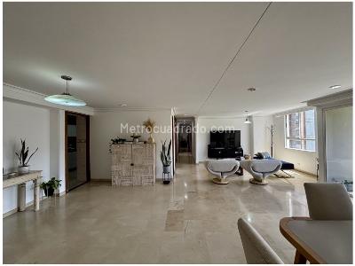 Apartamento de 3 alcobas en venta en El Poblado, Medellín, 153 m² · foto 6 de 20