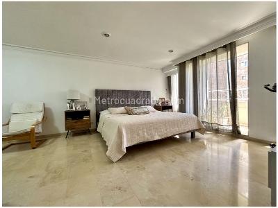 Apartamento de 3 alcobas en venta en El Poblado, Medellín, 153 m² · foto 16 de 20