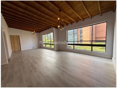 Apartamento de 4 alcobas en venta en El Tesoro, Medellín, 205 m² · foto 2 de 18