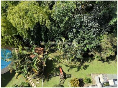 Apartamento de 4 alcobas en venta en El Tesoro, Medellín, 205 m² · foto 15 de 18