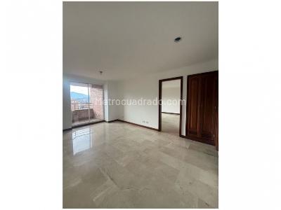 Apartamento de 3 alcobas en venta en Laureles, Medellín, 155 m² · foto 5 de 20
