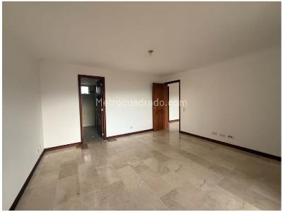 Apartamento de 3 alcobas en venta en Laureles, Medellín, 155 m² · foto 6 de 20