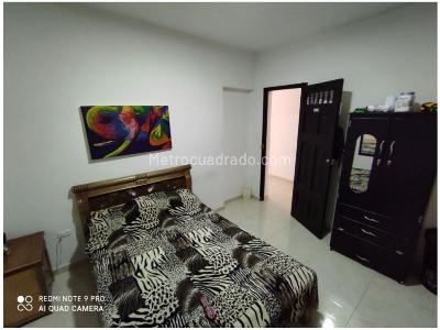 Casa de 5 alcobas en venta en Prado Centro, Medellín, 231 m² · foto 5 de 15