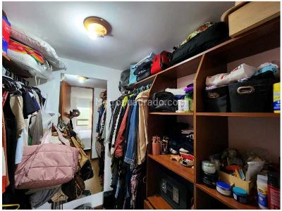 Apartamento de 3 alcobas en venta en El Poblado, Medellín, 121 m² · foto 7 de 12