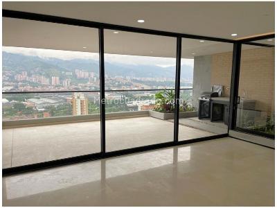 Apartamento de 3 alcobas en venta en El Poblado, Medellín, 205 m² · foto 10 de 20