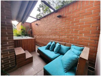 Apartamento en venta en El Esmeraldal, Envigado · foto 3 de 9