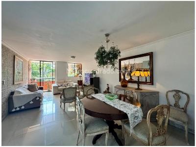 Apartamento de 3 alcobas en venta en El Poblado, Medellín, 107 m² · foto 5 de 17