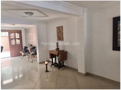 Casa de 4 alcobas en venta en Belen La Mota, Medellín, 220 m² · foto 6 de 20