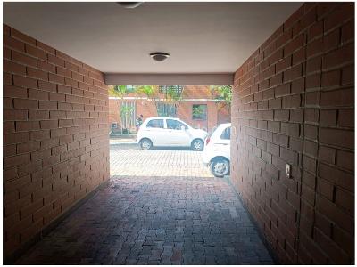 Casa de 4 alcobas en venta en Belen La Mota, Medellín, 220 m² · foto 8 de 20