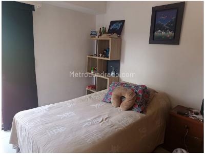 Casa de 4 alcobas en venta en Belen La Mota, Medellín, 220 m² · foto 15 de 20