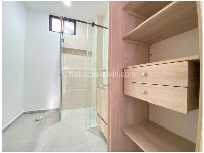 Apartamento de 3 alcobas en venta en La Castellana, Medellín, 216 m² · foto 15 de 20