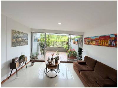 Apartamento de 3 alcobas en venta en El Poblado, Medellín, 120 m² · foto 4 de 20