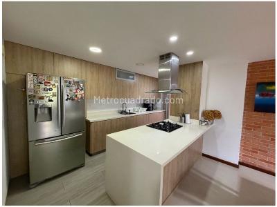 Apartamento de 3 alcobas en venta en El Poblado, Medellín, 120 m² · foto 5 de 20