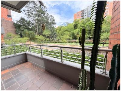 Apartamento de 3 alcobas en venta en El Poblado, Medellín, 120 m² · foto 14 de 20