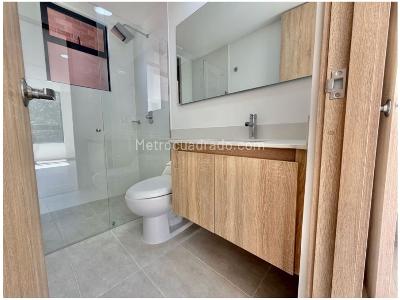 Apartamento de 3 alcobas en venta en Camino Verde, Envigado, 87 m² · foto 10 de 11