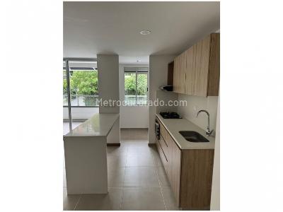 Apartamento de 3 alcobas en venta en La Cuenca, Envigado, 90 m² · foto 3 de 16