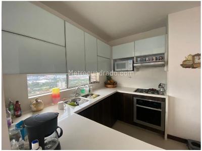 Apartamento en venta en El Poblado, Medellín · foto 6 de 16
