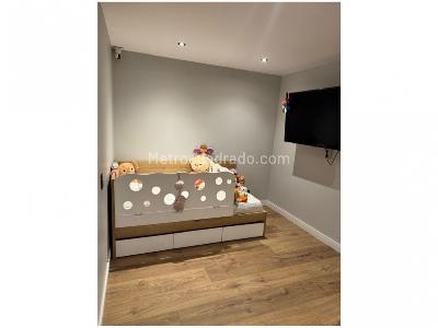 Apartamento de 3 alcobas en venta en La Floresta, Medellín, 110 m² · foto 8 de 16