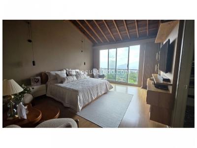 Casa de 3 alcobas en venta en El Poblado, Medellín, 223 m² · foto 9 de 20