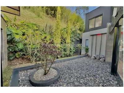 Casa de 3 alcobas en venta en El Poblado, Medellín, 412 m² · foto 3 de 20
