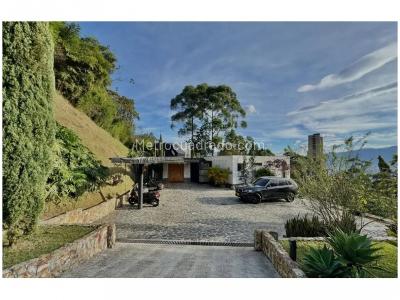 Casa de 3 alcobas en venta en El Poblado, Medellín, 412 m² · foto 11 de 20