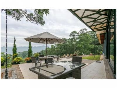 Casa de 3 alcobas en venta en El Poblado, Medellín, 412 m² · foto 12 de 20