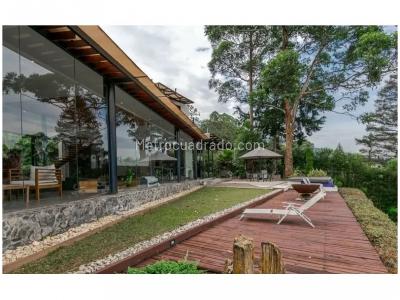Casa de 3 alcobas en venta en El Poblado, Medellín, 412 m² · foto 14 de 20