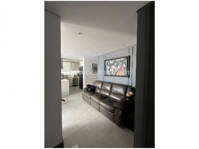 Apartamento de 3 alcobas en venta en El Poblado, Medellín, 91 m² · foto 3 de 20