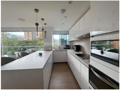 Apartamento en venta en Loma Del Chocho, Envigado · foto 3 de 17