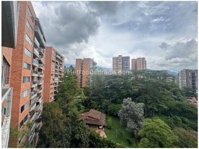 Apartamento en venta en Loma Del Chocho, Envigado · foto 4 de 17