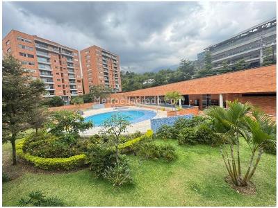 Apartamento en venta en Loma Del Chocho, Envigado · foto 16 de 17