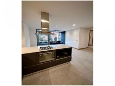 Apartamento en venta en El Poblado, Medellín · foto 2 de 17