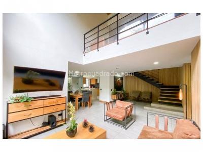 Casa de 4 alcobas en venta en Loma Del Escobero, Envigado, 620 m² · foto 5 de 8