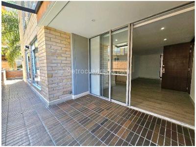 Apartamento de 3 alcobas en venta en Loma Del Chocho, Envigado, 151 m² · foto 9 de 20