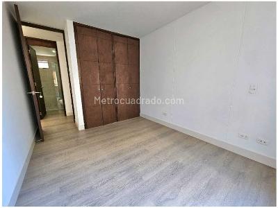 Apartamento de 3 alcobas en venta en Loma Del Chocho, Envigado, 151 m² · foto 13 de 20