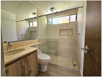 Apartamento de 3 alcobas en venta en Loma Del Chocho, Envigado, 151 m² · foto 14 de 20