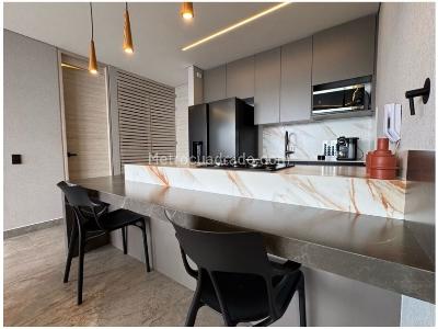Apartamento de 2 alcobas en venta en El Poblado, Medellín, 90 m² · foto 5 de 15