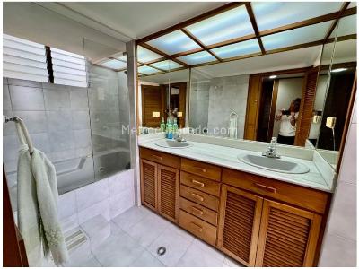 Apartamento en venta en El Poblado, Medellín · foto 17 de 20