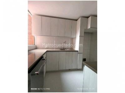 Apartamento de 4 alcobas en venta en Laureles, Medellín, 161 m² · foto 9 de 20