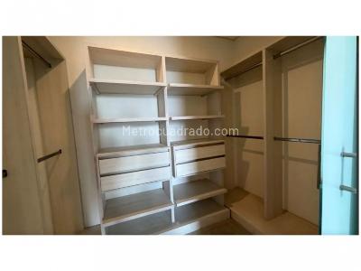 Apartamento en venta en El Poblado, Medellín · foto 4 de 8