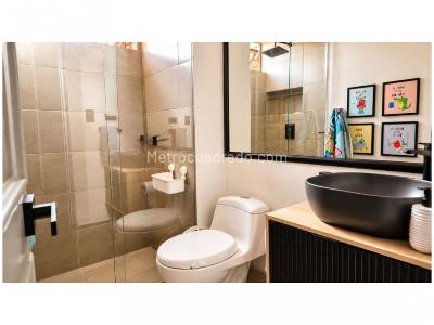 Apartamento de 3 alcobas en venta en El Poblado, Medellín, 165 m² · foto 9 de 10