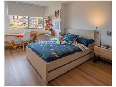 Apartamento de 3 alcobas en venta en El Poblado, Medellín, 160 m² · foto 12 de 13