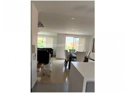 Apartamento de 3 alcobas en venta en La Mota, Medellín, 171 m² · foto 3 de 20