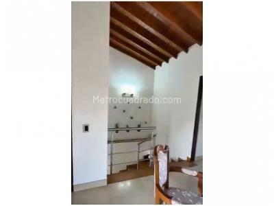 Apartamento de 3 alcobas en venta en La Mota, Medellín, 171 m² · foto 15 de 20