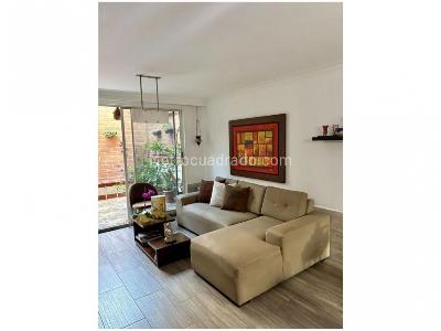 Casa de 3 alcobas en venta en La Mota, Medellín, 98 m² · foto 2 de 12