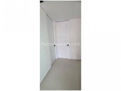 Apartamento de 3 alcobas en venta en Santa Teresita, Medellín, 101 m² · foto 13 de 20