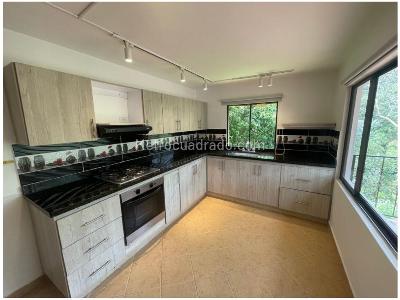 Casa de 4 alcobas en venta en La Doctora, Sabaneta, 1588 m² · foto 9 de 20