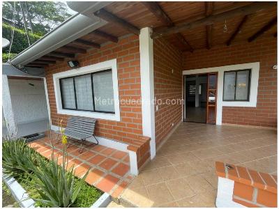 Casa de 4 alcobas en venta en La Doctora, Sabaneta, 1588 m² · foto 13 de 20
