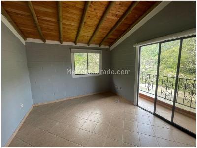 Casa de 4 alcobas en venta en La Doctora, Sabaneta, 1588 m² · foto 16 de 20